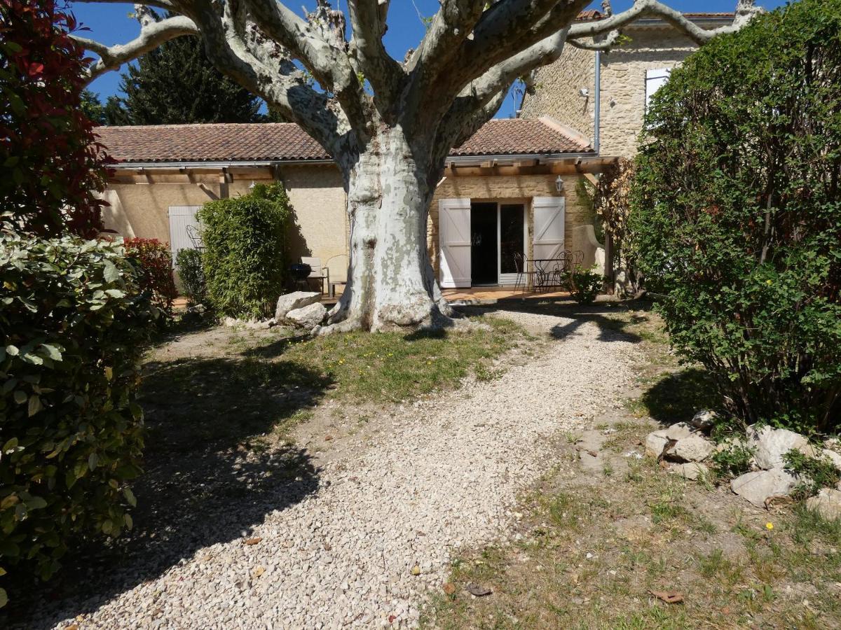 Mas Seraphin LʼIsle-sur-la-Sorgue Exterior foto